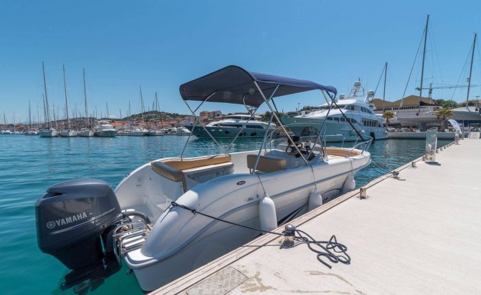 Saver 650 Trogir